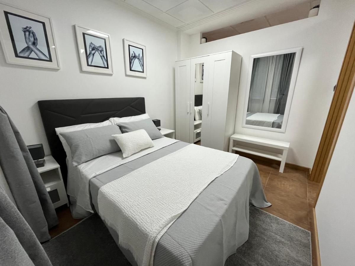 Apartamentos A Illa Redondela Esterno foto