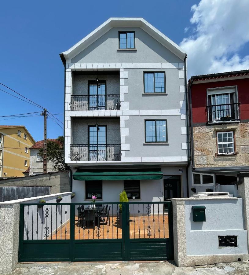 Apartamentos A Illa Redondela Esterno foto