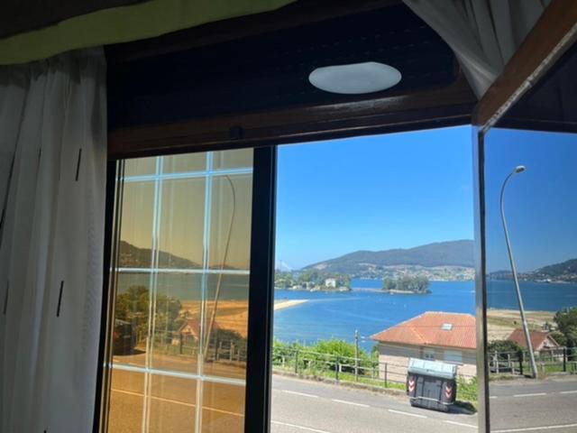 Apartamentos A Illa Redondela Esterno foto